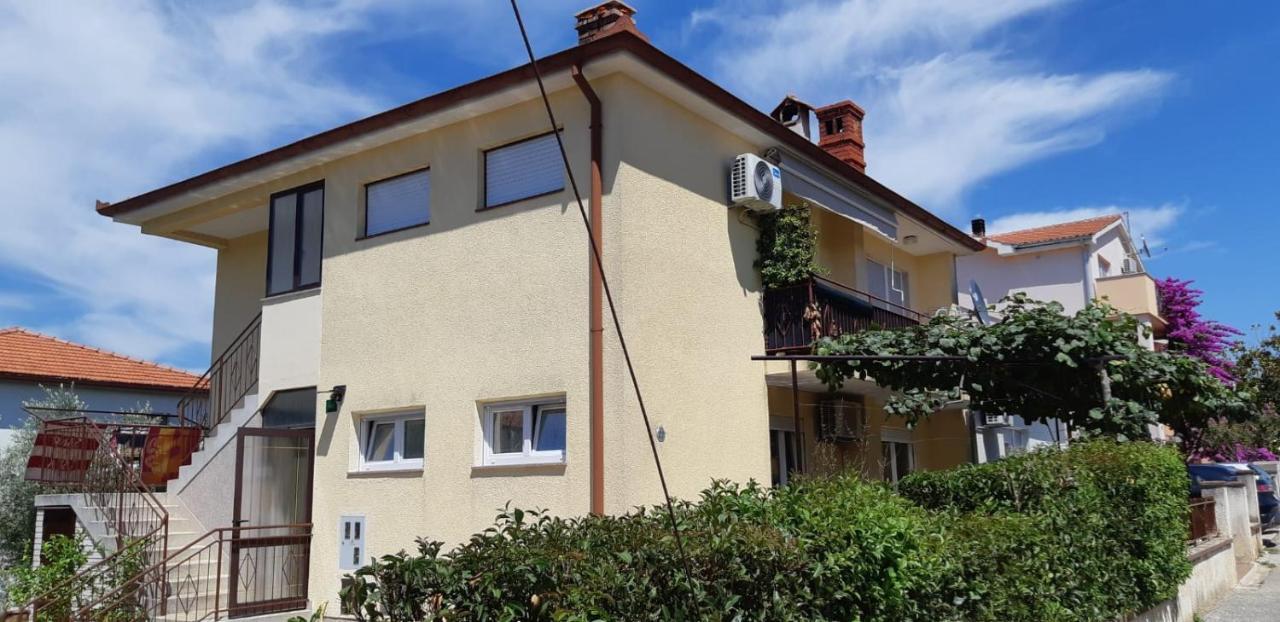 Apartman Lena بولا المظهر الخارجي الصورة